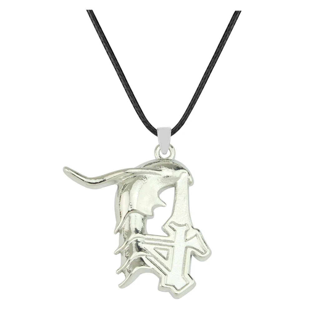 Bleach Ulquiorra Cifer & Kurosaki Ichigo Broken Masks Necklace Chain/Keyring/Pendant (Variants Available)