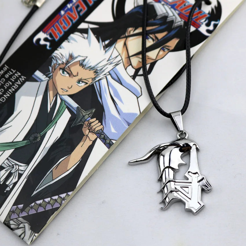 Bleach Ulquiorra Cifer & Kurosaki Ichigo Broken Masks Necklace Chain/Keyring/Pendant (Variants Available)